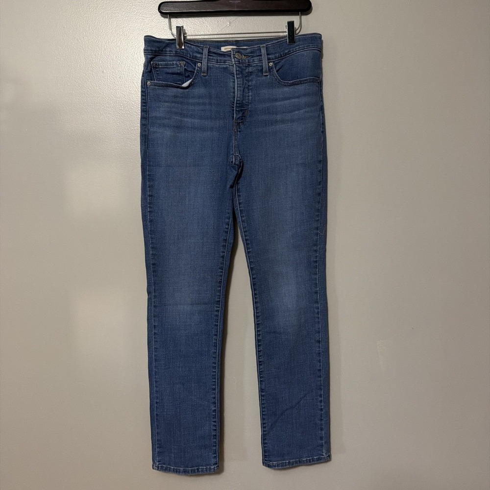 Levi's 314 Shaping Straight 31x31 Medium Wash Taper Leg Stretch
